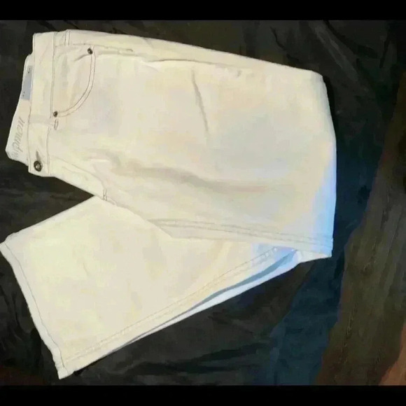 🔥2/20$🔥Flare white jeans. Back to school - Picture 2 of 8